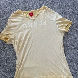 Guess Pastel Yellow Short Sleeve Tee Shirt Size XL